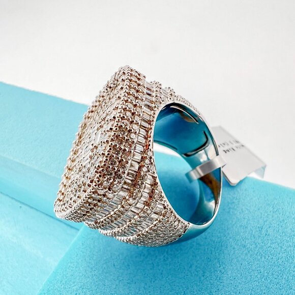 925 Sterling Sliver Moissanite 1inch Square Ring, 6.106ctw VVS Stones with Bague - Picture 7 of 8